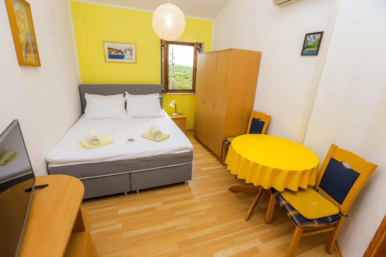 Apartments Maslina Božava Buitenkant foto